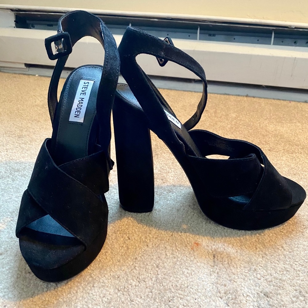 NWOT Steve Madden Jodi Heels